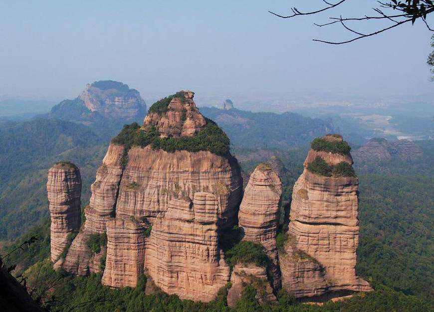 Danxia Mountain: Red Rock Park in China (Guangdong) (Best Season: All Seasons)