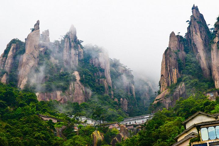 Sanqing Mountain: the most beautiful granite on the edge of the Western Pacific (Jiangxi) (the best season: autumn, when the weather is dry)