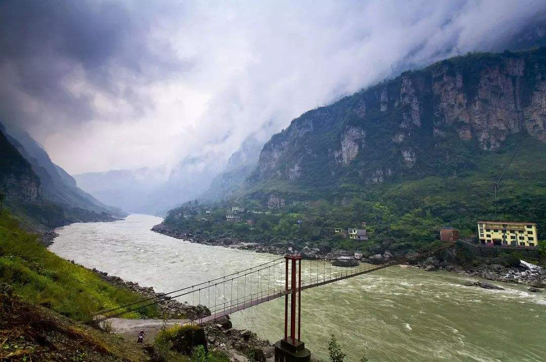 Dadu River Jinkou Grand Canyon (Sichuan) (Best season: Autumn is refreshing in autumn is to visit Jinkou Grand Canyon)