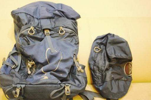 The difference between mountaineering bag and travel backpack
